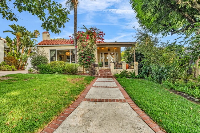 property at 5182 Ellenwood Dr