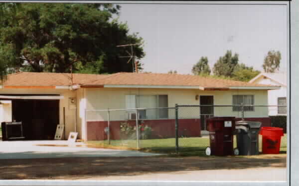 24092-24098 Webster Ave in Moreno Valley, CA - Building Photo