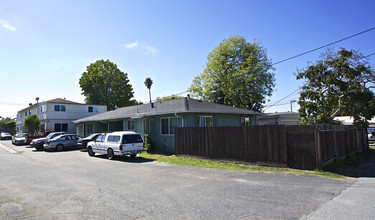 1822 Harper St in Santa Cruz, CA - Building Photo - Building Photo