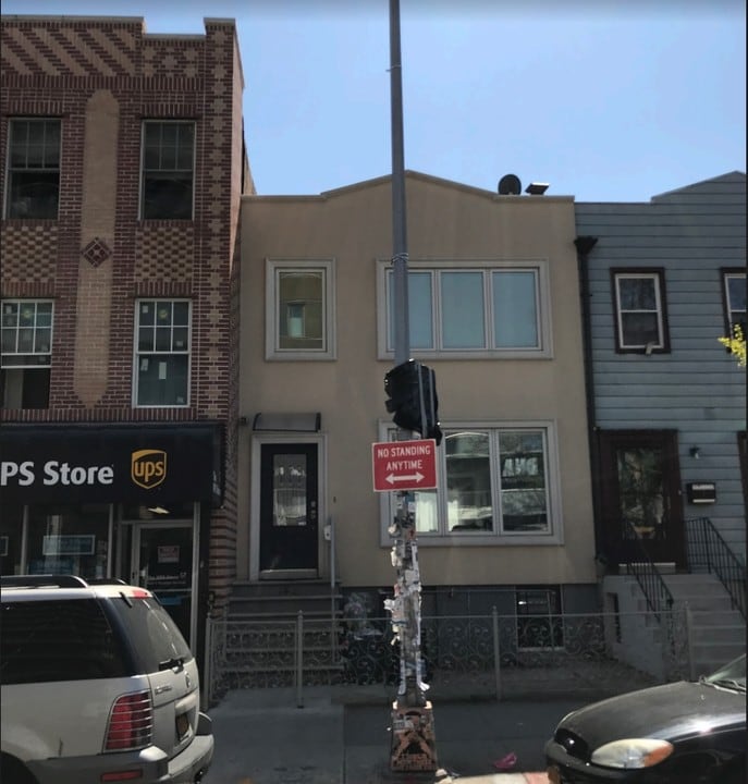 142 N 7th St in Brooklyn, NY - Building Photo