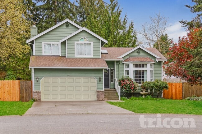 property at 19818 104th St Ct E