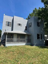 1102 Allendale Ave in Akron, OH - Building Photo