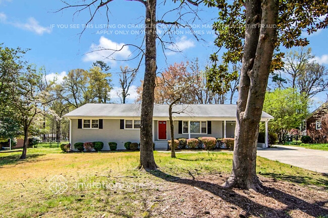 232 Sandlewood Dr in Durham, NC - Building Photo - Building Photo