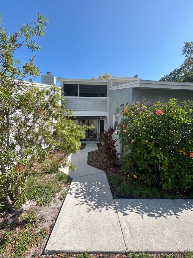 property at 4001 Rosepointe Ct