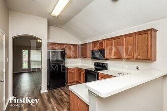 1409 Marena Moore Way in Dallas, TX - Building Photo - Building Photo