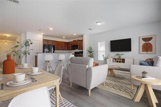 129 Williamson Dr in Davenport, FL - Building Photo - Building Photo