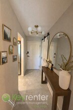 3030 Suncrest Dr in San Diego, CA - Building Photo - Building Photo