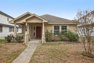 4937 Hartson in Kyle, TX - Building Photo