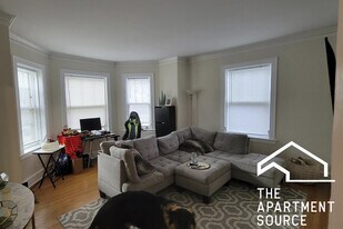 3701 N Hoyne Ave, Unit 1 in Chicago, IL - Building Photo