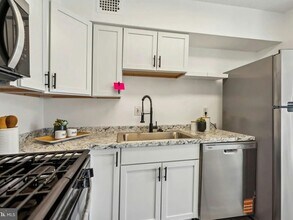 4410 Oglethorpe St in Hyattsville, MD - Building Photo - Building Photo