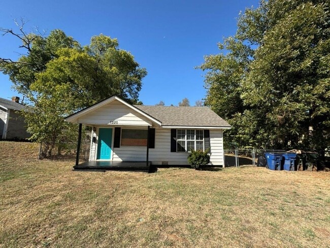 property at 1520 S 8th St