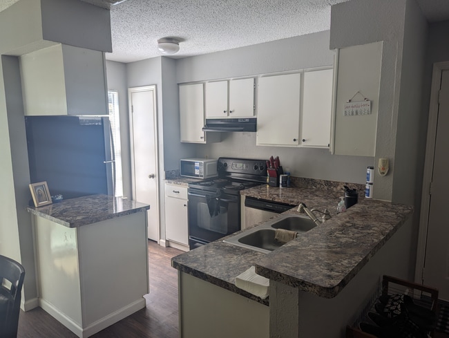 11530 Casa Alto St, Unit 1 in San Antonio, TX - Foto de edificio - Building Photo