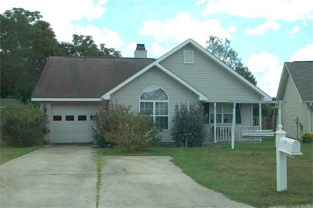 208 Eagles Landing Trl in Warner Robins, GA - Building Photo