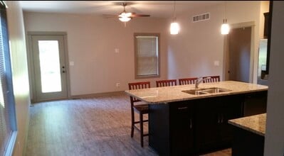 3515 Coy St in Ames, IA - Building Photo - Building Photo