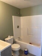 222 Oliver St in St. Albans, WV - Building Photo - Building Photo