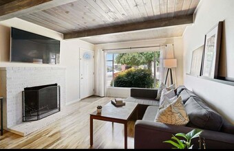 2225 Romey Ln in Hayward, CA - Foto de edificio - Building Photo