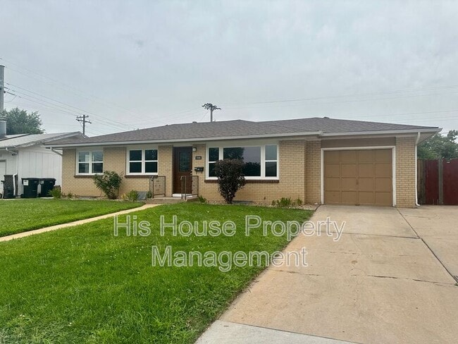 property at 2806 W 12th Street Rd