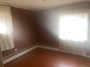 52 Lincoln Pl in Liberty, NY - Building Photo - Building Photo