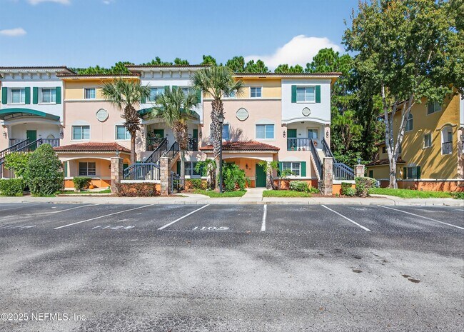 9745 Touchton Rd in Jacksonville, FL - Building Photo - Building Photo