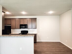 26471 Joy Village Dr in Splendora, TX - Building Photo - Building Photo