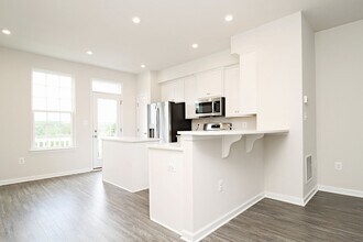 2083 Elm Tree Ct in Charlottesville, VA - Building Photo - Building Photo