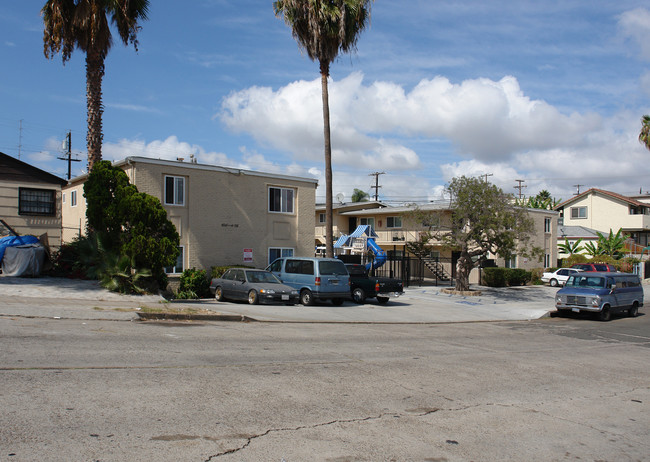 4048-4056 48th St in San Diego, CA - Building Photo - Building Photo