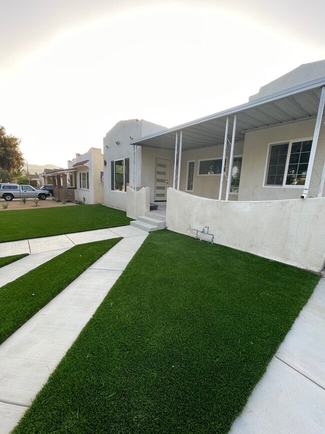 property at 1049 Davis Ave