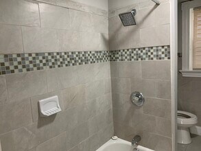 101 Whitehall St, Unit 2nd Floor in Providence, RI - Foto de edificio - Building Photo