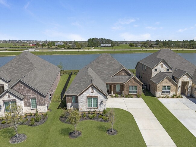 property at 2135 Tioga Vw Dr