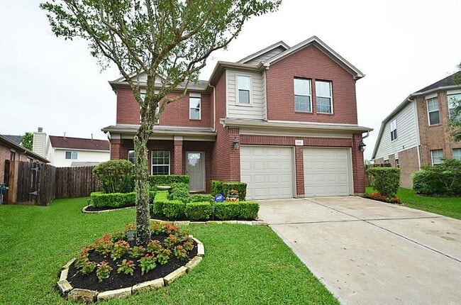 property at 5702 La Crema