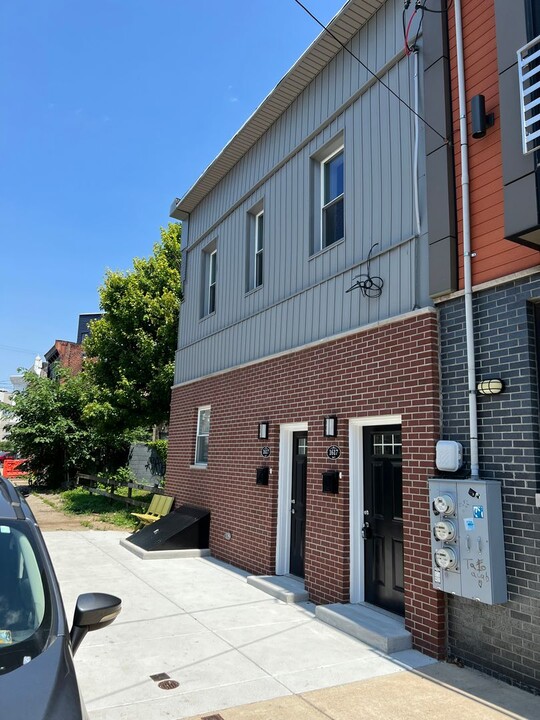 1617 Point Breeze Ave in Philadelphia, PA - Foto de edificio