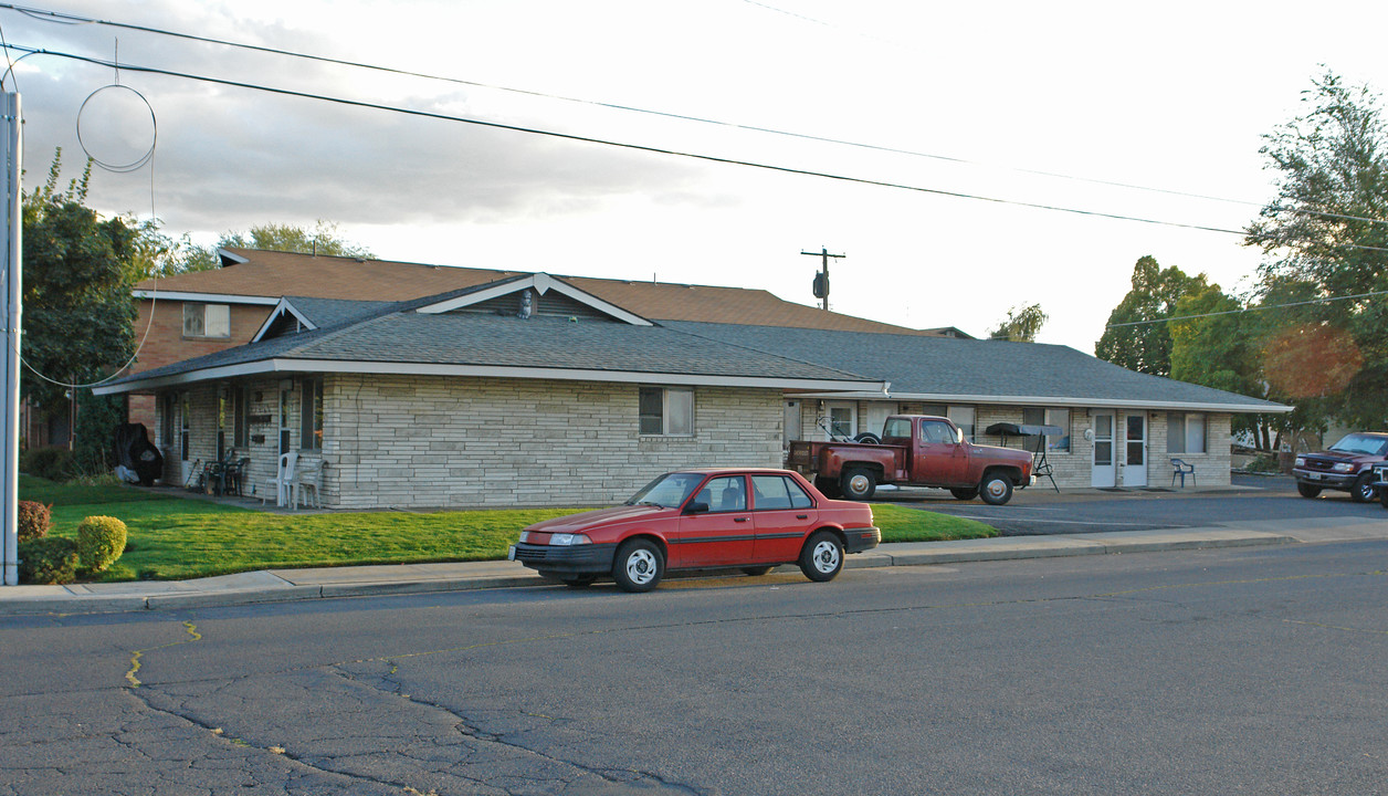 6029 N Mayfair St in Spokane, WA - Building Photo