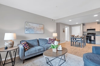 Glenhart Views in Courtenay, BC - Building Photo - Building Photo