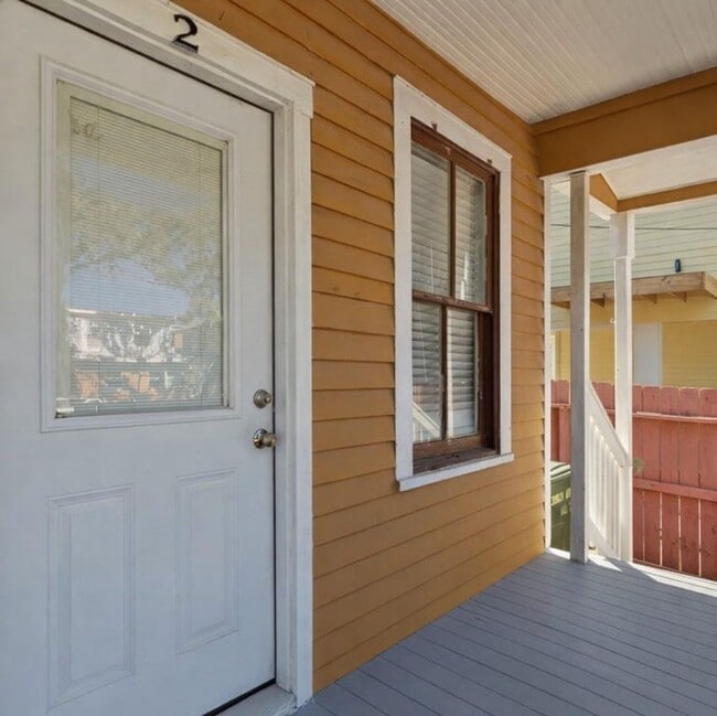 3517 Avenue K in Galveston, TX - Building Photo - Building Photo