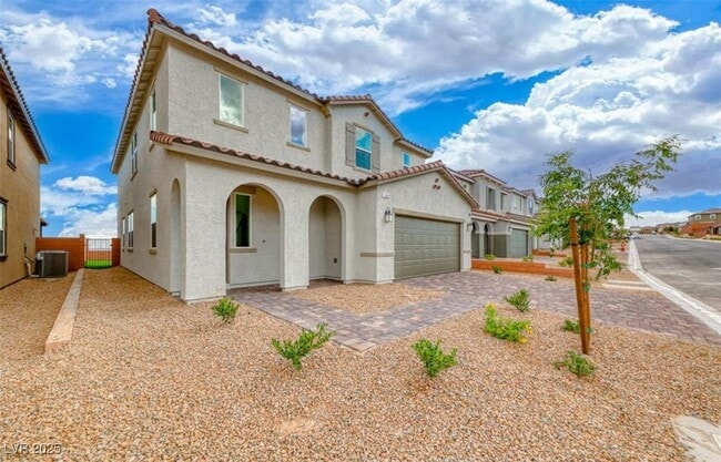 property at 5668 Hill Spire St