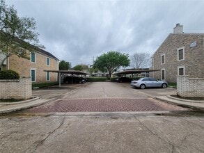 2808 Grants Lake Blvd in Sugar Land, TX - Building Photo - Building Photo