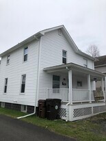 307 Gilmore Ave, Unit 307 B Gilmore in Grove City, PA - Building Photo