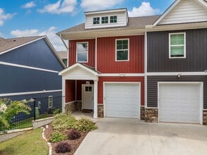 162 Oakwood Ave in Spartanburg, SC - Building Photo - Building Photo