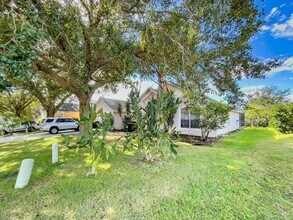 41 Nevada Loop Rd in Davenport, FL - Building Photo - Building Photo
