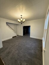 906 E 9th St in Muscatine, IA - Building Photo - Building Photo