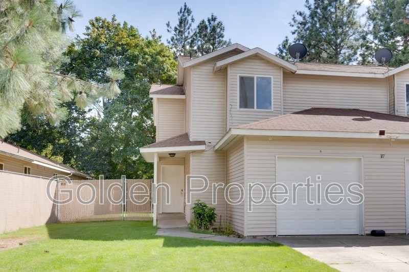 317 W Cherry Ave in Post Falls, ID - Building Photo