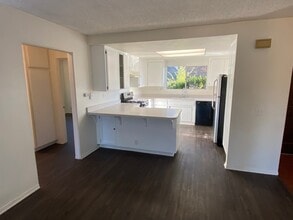 1028 Sapote Ct in Vista, CA - Building Photo - Building Photo