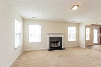 331 Cobblestone Ct, Unit 15 in Hampton, GA - Building Photo - Building Photo