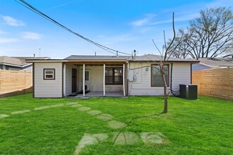 1923 Tabor St in Houston, TX - Building Photo - Building Photo