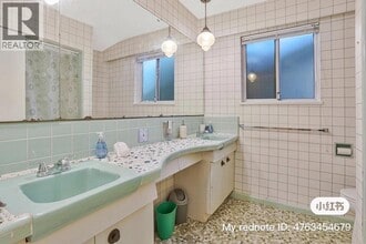 6349 Fremlin St in Vancouver, BC - Building Photo - Building Photo