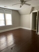 213 W Hickman St in Winchester, KY - Building Photo