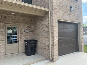 215-217 N Elm St in Jacksonville, AR - Building Photo - Building Photo