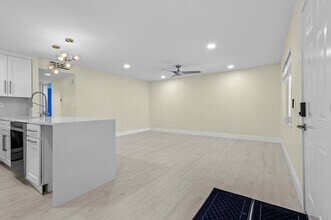 969 Normandy U in Delray Beach, FL - Building Photo - Building Photo