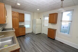 16 Main St, Unit 16LF in Flemington, NJ - Building Photo - Building Photo