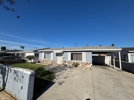 8813 Mayne St in Bellflower, CA - Building Photo
